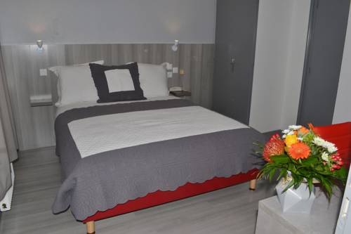 Imagen de la habitación del Hotel Hortencia Hôtel Du Cheval Blanc. Foto 2