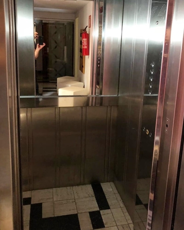 Imagen de los interiores del Hotel Horto Executivo. Foto 18
