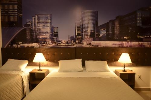 Imagen de la habitación del Hotel Hortoplaza. Foto 9