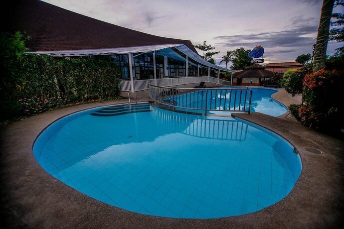 Imagen de la piscina del Hotel Hortz Hotels and Resorts. Foto 28