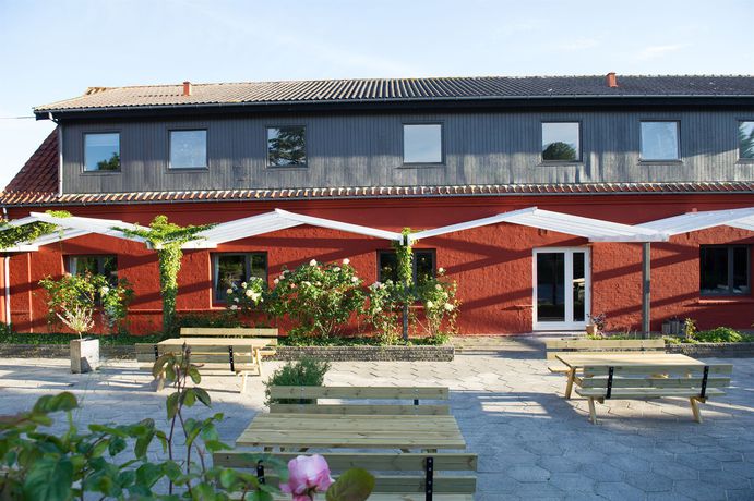 Imagen de los exteriores del Hotel Hos Engholm. Foto 12