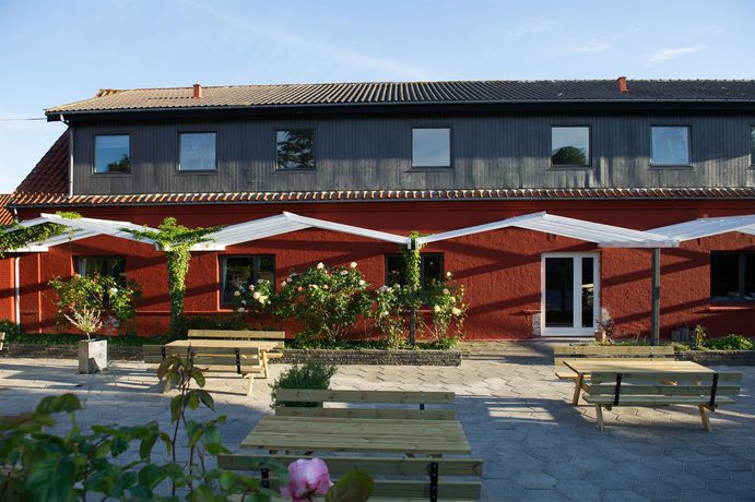 Imagen de los exteriores del Hotel Hos Engholm. Foto 14