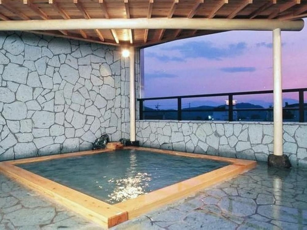 Imagen de la piscina del Hotel Hoshikawakan. Foto 16