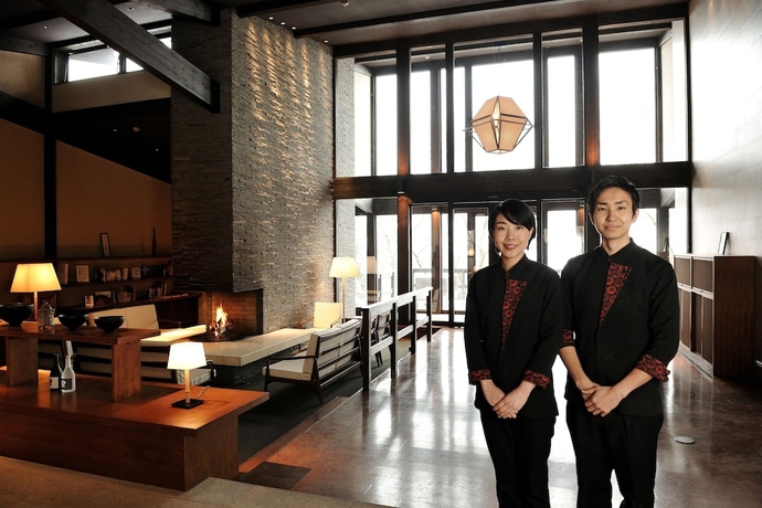 Imagen del bar/restaurante del Hotel Hoshino Resorts Kai Aso. Foto 2