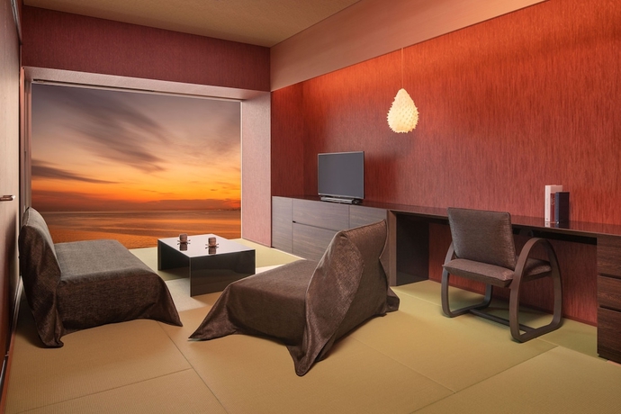 Imagen de la habitación del Hotel Hoshino Resorts Kai Beppu. Foto 4