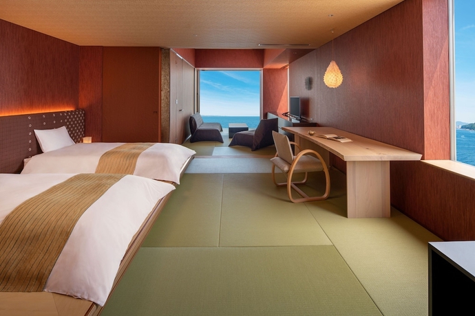 Imagen de la habitación del Hotel Hoshino Resorts Kai Beppu. Foto 13