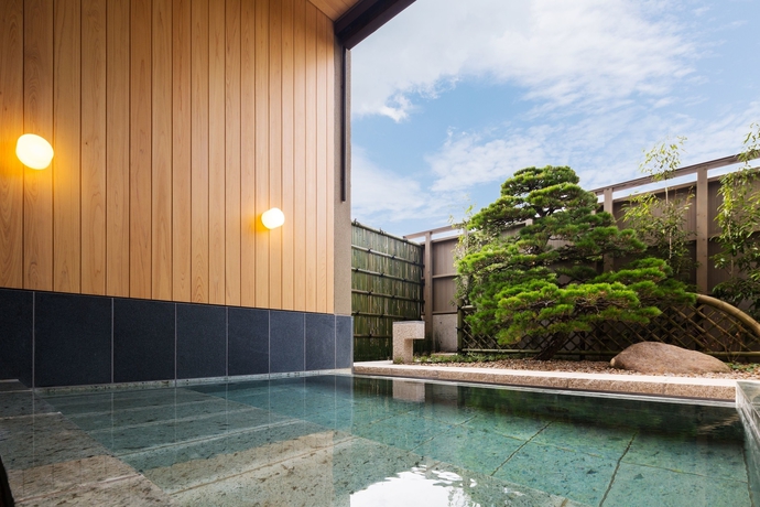 Imagen de la piscina del Hotel Hoshino Resorts Kai Kaga. Foto 19