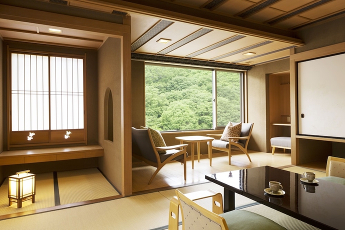 Imagen de la habitación del Hotel Hoshino Resorts Kai Matsumoto. Foto 14