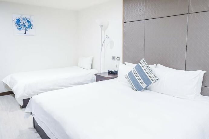 Imagen de la habitación del Hotel Hosin. Foto 16