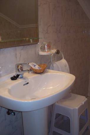 Imagen de la habitación del Hotel Hospedaje Argo&ntilde;os. Foto 8