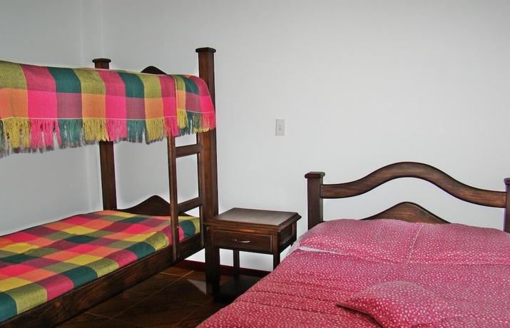 Imagen de la habitación del Hotel Hospedaje Casa Real. Foto 16