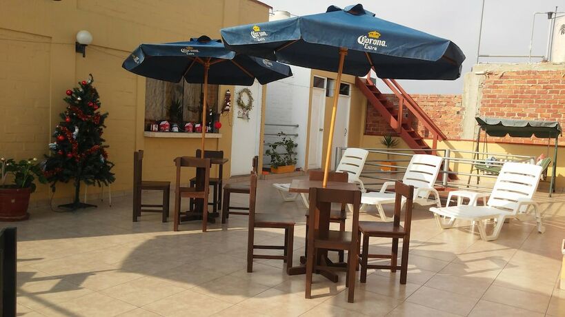 Imagen general del Hotel Hospedaje El &Aacute;lamo Playa Pulpos. Foto 13