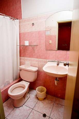 Imagen general del Hotel Hospedaje El Remanso. Foto 12