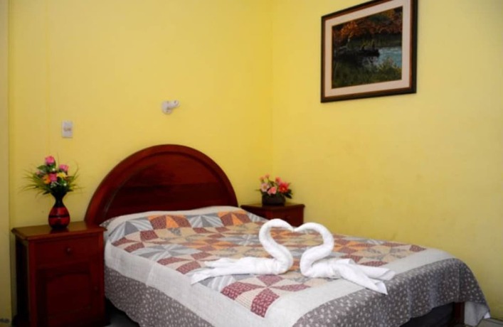 Imagen de la habitación del Hotel Hospedaje Juan Pablo. Foto 13