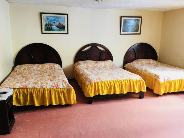 Imagen de la habitación del Hotel Hospedaje Miami. Foto 18