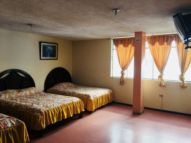 Imagen de la habitación del Hotel Hospedaje Miami. Foto 19