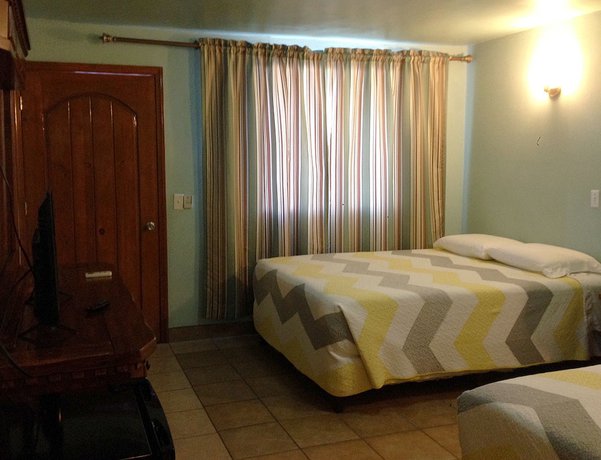 Imagen de la habitación del Hotel Hospedaje Mulege. Foto 4