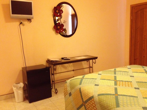 Imagen de la habitación del Hotel Hospedaje Mulege. Foto 15