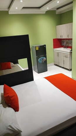 Imagen de la habitación del Hotel Hospedar Frente al Aeropuerto. Foto 20