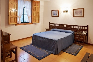 Imagen del bar/restaurante del Hotel Hospedeia Monasterio De Poio. Foto 4