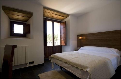 Imagen de la habitación del Hotel Hospederia Convento San Francisco. Foto 3