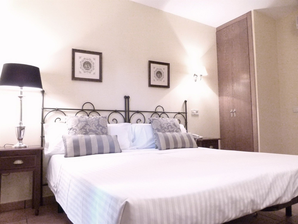 Imagen de la habitación del Hotel Hospederia De Los Reyes. Foto 3