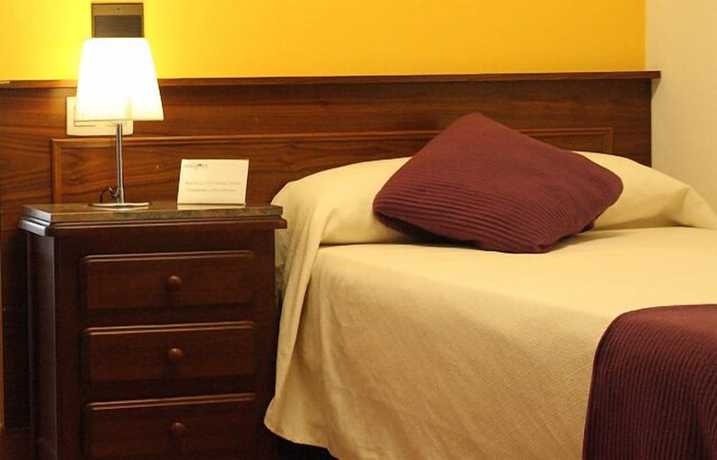 Imagen de la habitación del Hotel Hospederia Don Quijote. Foto 8