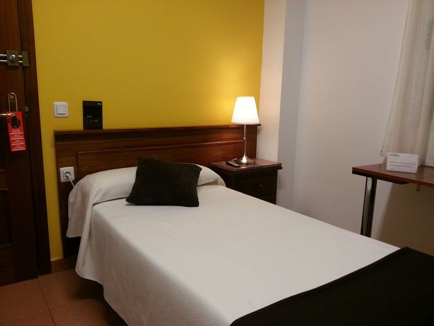 Imagen de la habitación del Hotel Hospederia Don Quijote. Foto 13