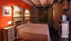 Imagen de la habitación del Hotel Hospederia El Gurugu. Foto 2