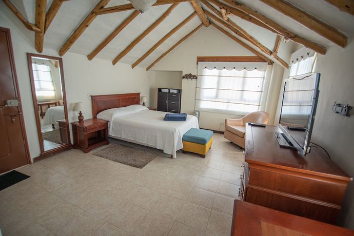 Imagen de la habitación del Hotel Hospederia El Portal de las Flores, Chia. Foto 15