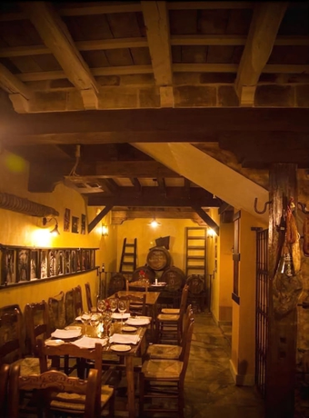 Imagen del bar/restaurante del Hotel Hospederia La Querencia. Foto 3