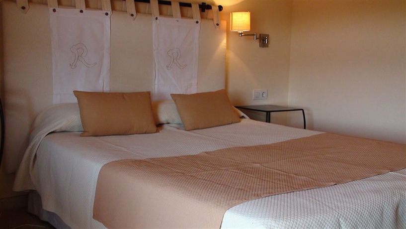 Imagen de la habitación del Hotel Hospederia Monasterio De Rueda. Foto 5