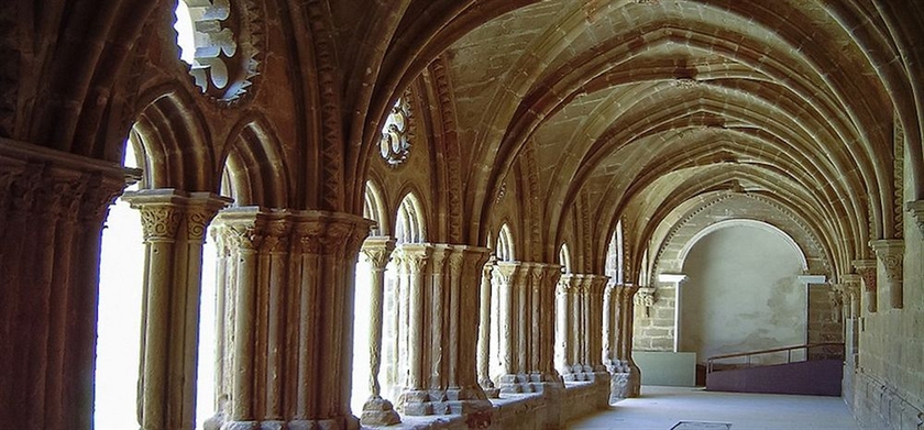 Imagen de los exteriores del Hotel Hospederia Monasterio De Rueda. Foto 8