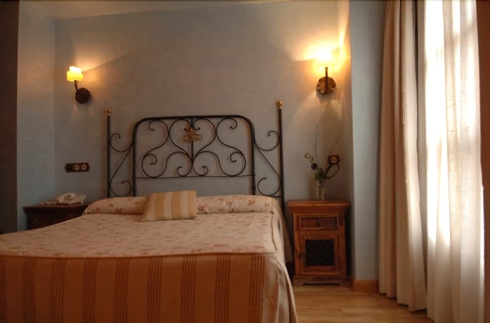 Imagen de la habitación del Hotel Hospederia Princesa Elima. Foto 8