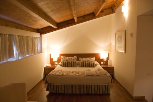 Imagen de la habitación del Hotel Hospederia Puente De Alconétar. Foto 8