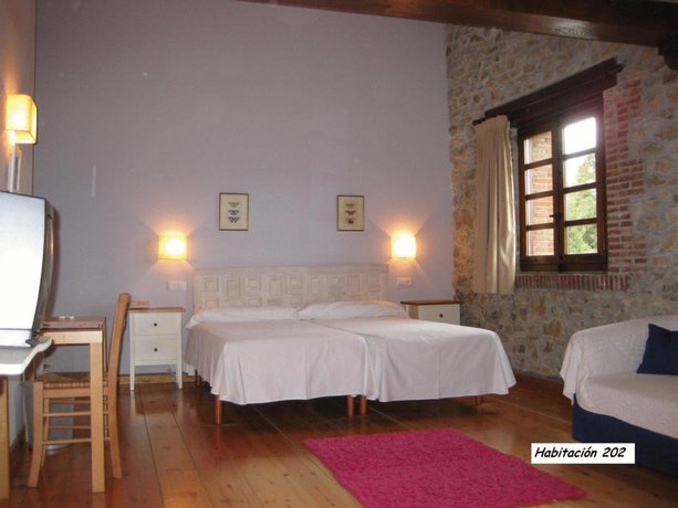 Imagen general del Hotel Hospederia Santillana. Foto 14