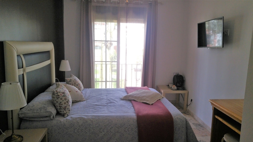 Imagen de la habitación del Hotel Hospederia V Centenario. Foto 16