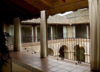 Imagen de los exteriores del Hotel Hospederia Valle del Ambroz. Foto 6