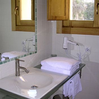 Imagen de los exteriores del Hotel Hospedería Bajo El Cejo. Foto 9