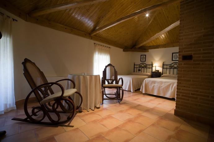 Imagen de la habitación del Hotel Hospedería Bodas de Camacho. Foto 7