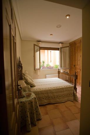 Imagen de la habitación del Hotel Hospedería Bodas de Camacho. Foto 13