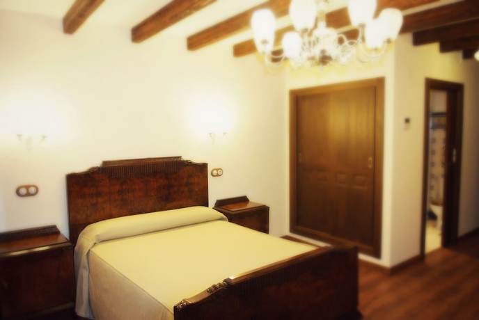 Imagen de la habitación del Hotel Hospedería Bodas de Camacho. Foto 14