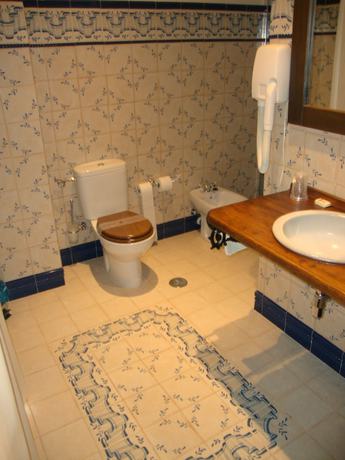 Imagen de la habitación del Hotel Hospedería Bodas de Camacho. Foto 16