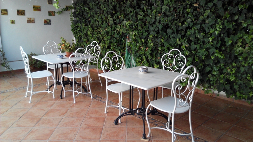 Imagen de los exteriores del Hotel Hospedería Casa De La Campana. Foto 16