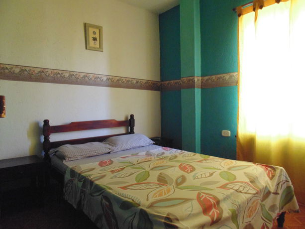 Imagen de la habitación del Hotel Hospeder&iacute;a Casa Familiar. Foto 4