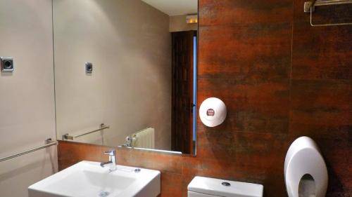 Imagen de la habitación del Hotel Hospeder&iacute;a De Cuenca. Foto 3