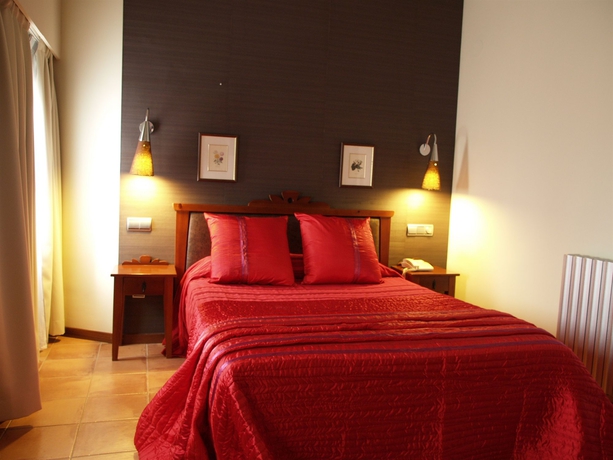 Imagen general del Hotel Hospeder&iacute;a De Loarre. Foto 2