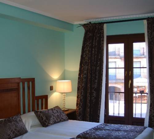 Imagen de la habitación del Hotel Hospedería De Los Templarios. Foto 12