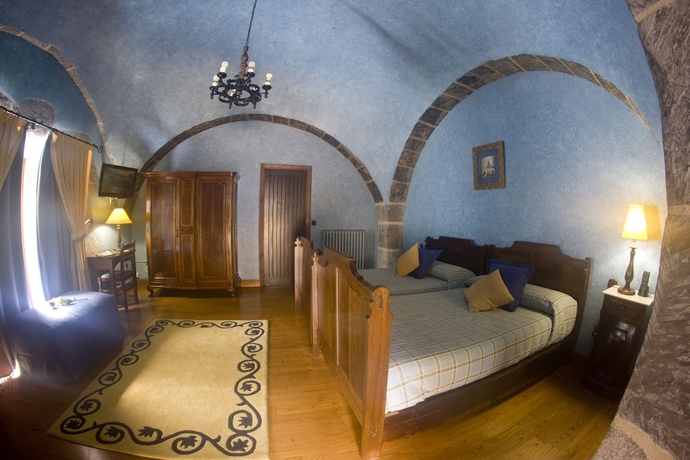 Imagen de la habitación del Hotel Hospedería Larrañaga. Foto 6