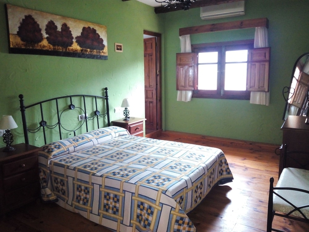 Imagen de la habitación del Hotel Hospedería Las Buitreras. Foto 9